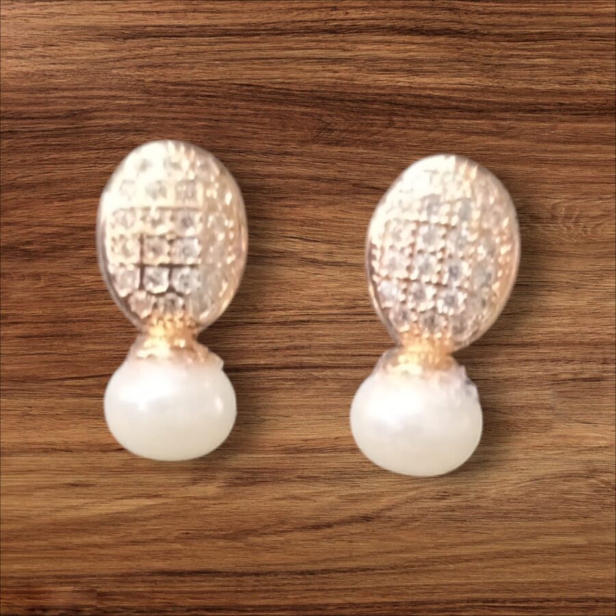 Aranya AD Sparkle Studs