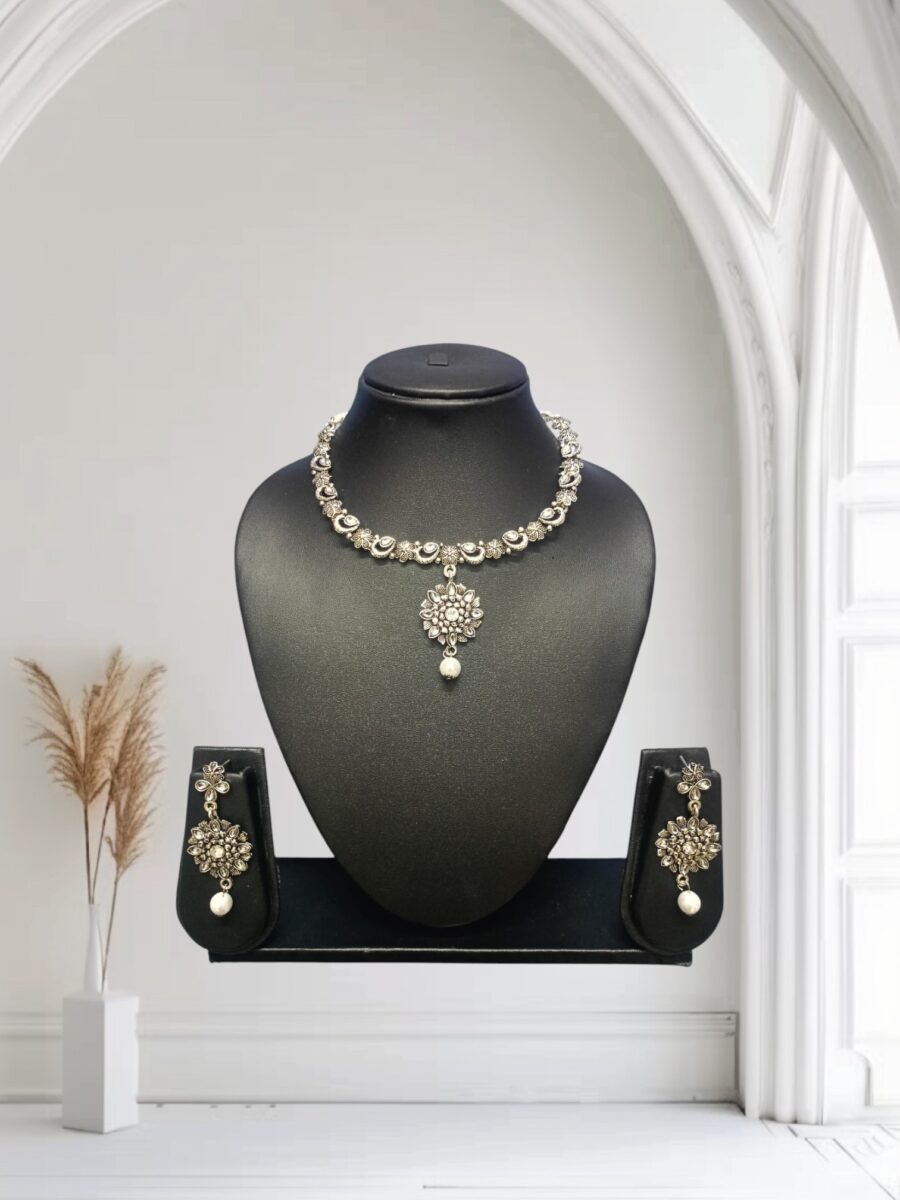 Royal Nazaakat Oxidised Necklace Set – Timeless Beauty in Every Detail